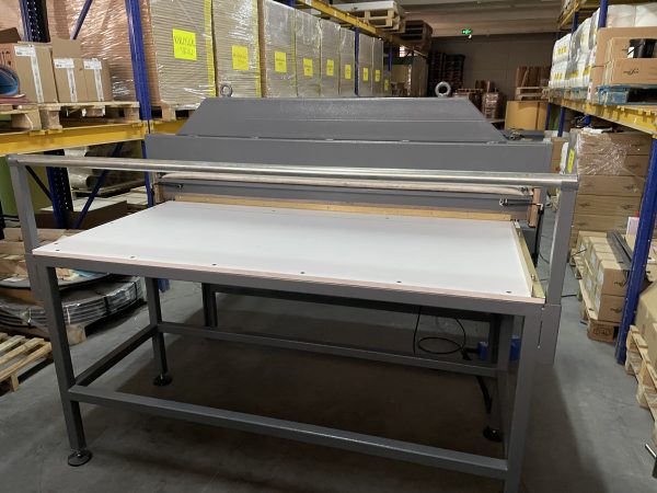 BLANKET CUTTING TABLE - Image 3